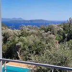 فيلة Maya Lefkada Evgiros