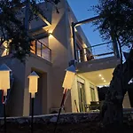 Maya Lefkada