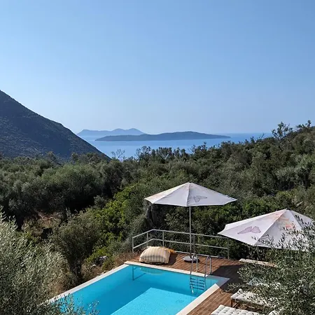 Maya Lefkada * Evgiros