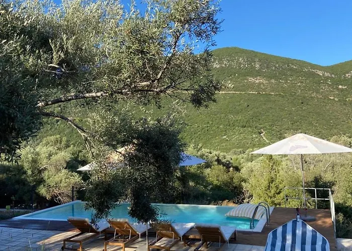 Maya Lefkada * Evgiros